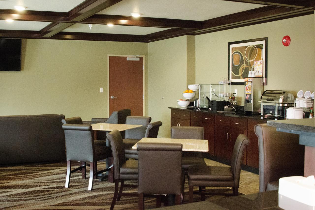Cobblestone Inn & Suites - Soda Springs Экстерьер фото